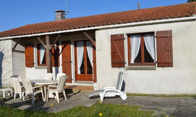La Tranche-sur-Mer House | Maison La Tranche-sur-Mer, 4 pièces, 6 personnes - FR-1-22-237
