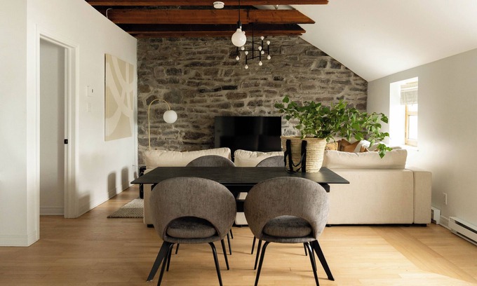 Ville-Marie Apartment | Maison Rasco by Luxury In Transit