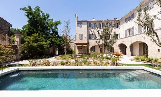 Vallabregues Resort | Maison Salix