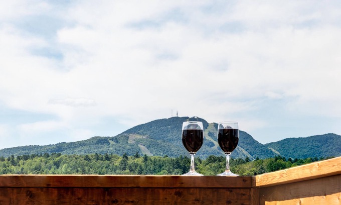 Orford House | Maison sur 3 Étages Avec vue sur Mont Orford