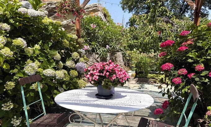 Murato Ski Chalet | Maisonette with garden and breathtaking views of Saint Michel church!