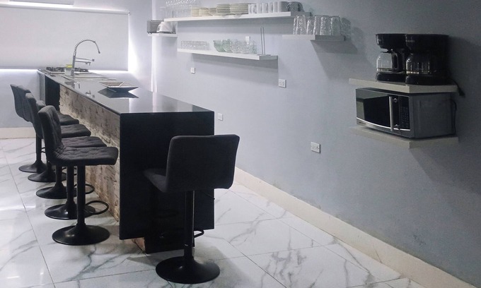 Downtown Cancun Villa | Majestic Blue Bay of Cancun - Up to 14 Pax