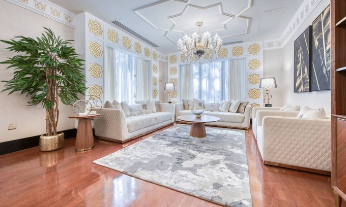 Palm Jumeirah Villa | Majestic Resort Villa w/ Private Pool on The Palm