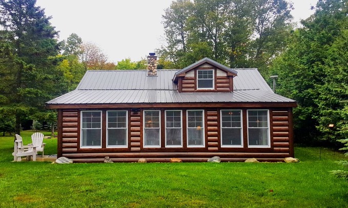 Levering House | Make Memories This Summer-Easy Access to All Things Northern Michigan