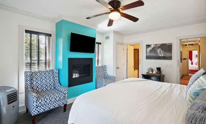Folly Beach Bed & Breakfast | Make Regatta Inn your Folly Beach home away from home.