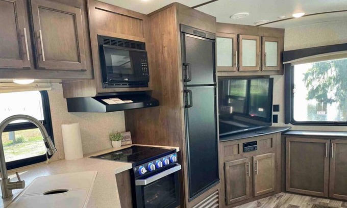 Seville House | Make Your Trip More Enjoyable! Free Parking, Kayak Rentals, Near Lake George!