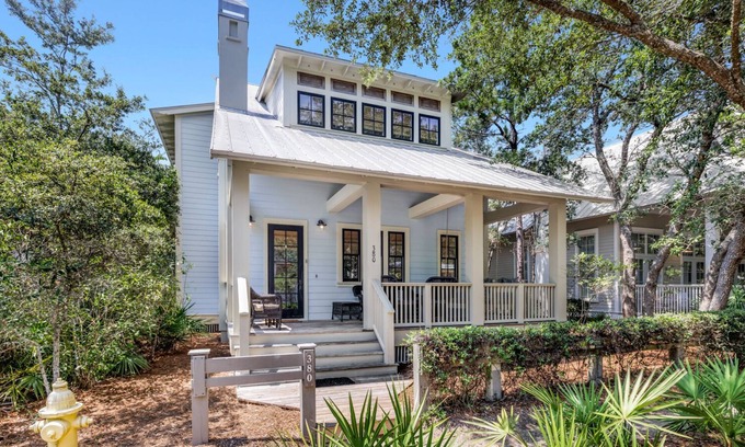 Watercolor House | Making Memories - Camp WaterColor Home With Carriage House, Beach Club