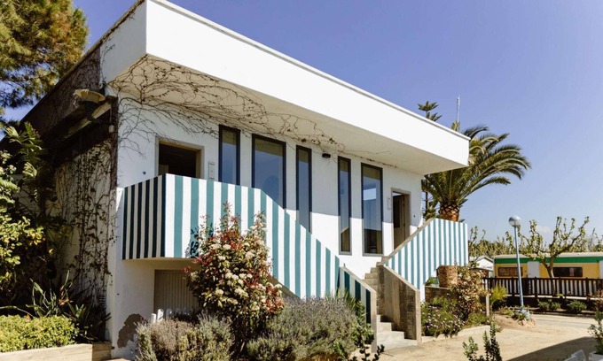 Miami Platja House | Malgrat Retreat Near Beach