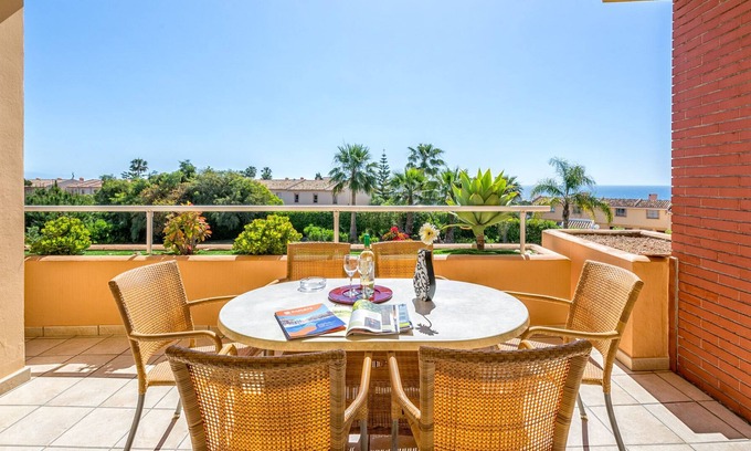 El Faro Apartment | Malibu C5 - Lux. 2BR Sea View Condo in Club La Costa