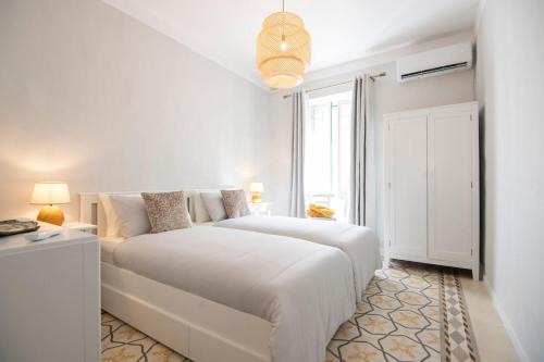 Il-Balluta Apartment | Maltese Charm, Sea Side, Table Soccer, Balluta Bay