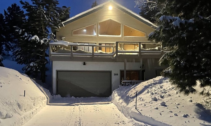 Mammoth Lakes House | Mammoth Mountain Ski Lodge