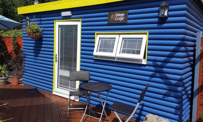 Herne Bay Cabin | Mango Lodge 'home From Home'