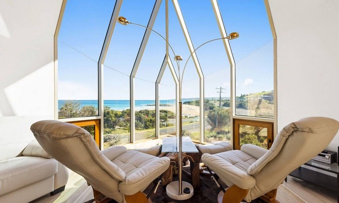 Skenes Creek House | Manta Ray One - Skenes Creek