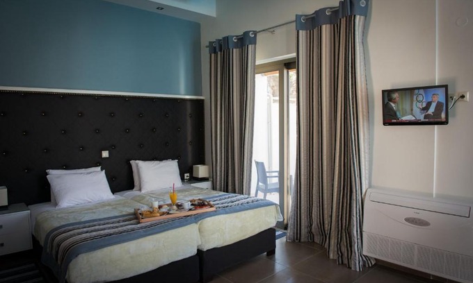 Mikri Mantineia Apartment | Mantinia Bay Hotel