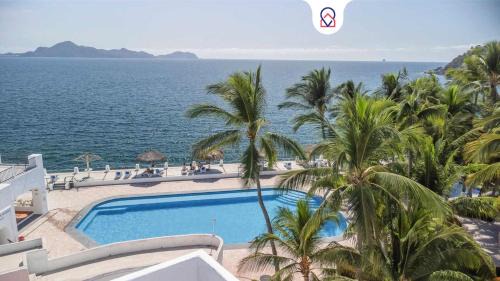 Las Hadas Apartment | Manzanillo Apartment with Unbeatable Views 3 Bedrooms