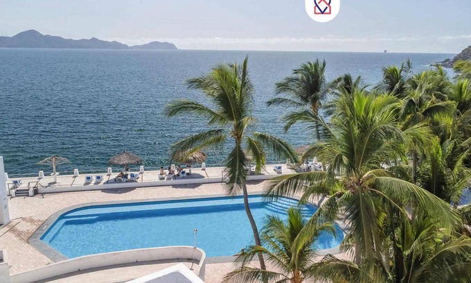 Las Hadas Apartment | Manzanillo Apt | Unbeatable Views | 2 Bdrm