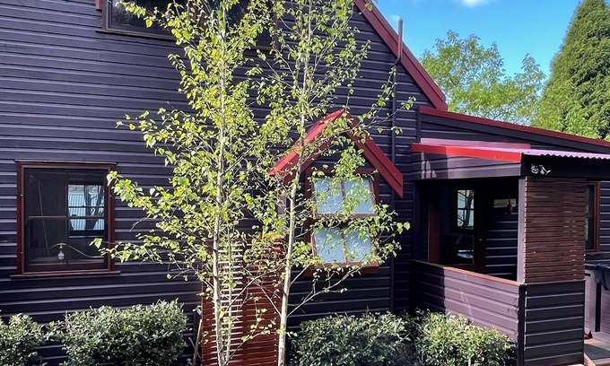 Bundanoon Cottage | Maple Cottage in Bundanoon. Gorgeous Cottage, so Comfy you won't want to leave.