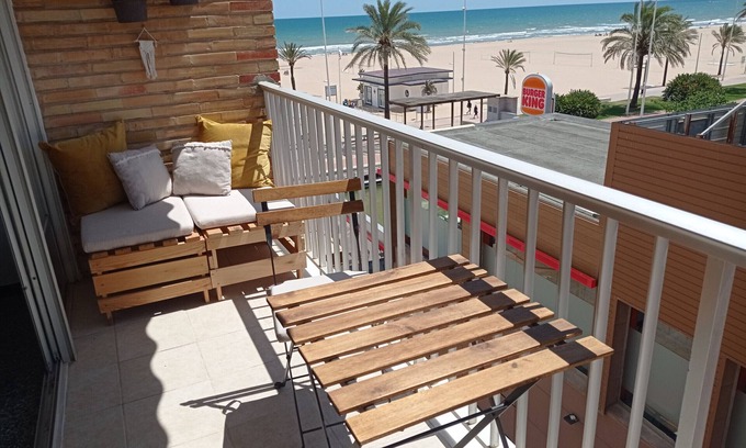 Grau i Platja Apartment | Mar Blau esc.I 3º pta.6 Solo Familias!
