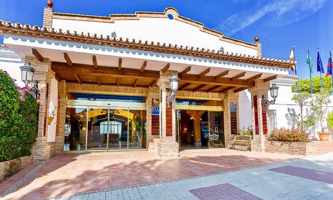 Urbanizacion Hacienda las Chapas House | Marbella Pool & Whirlpool Sauna Resort