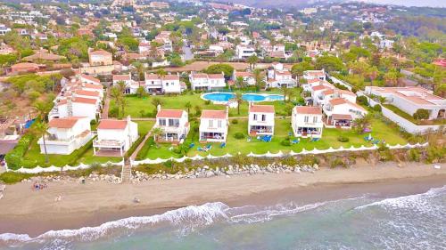Urbanizacion Marbessa Villa | Marbesa Playa Casa Del Mar