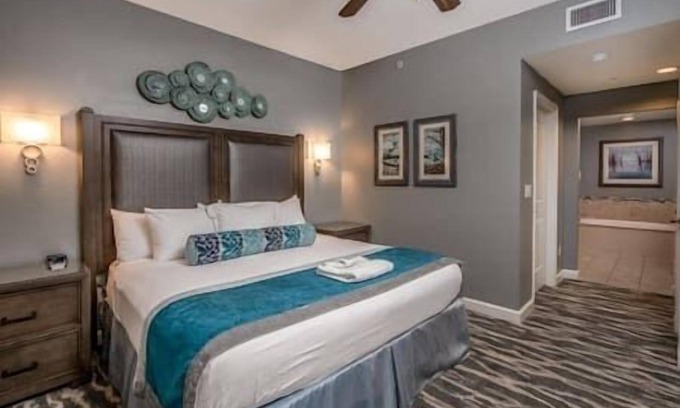 Marco Island Hotel | Marco Sunset Cove Resort, Pool, Hot Tub, Beach