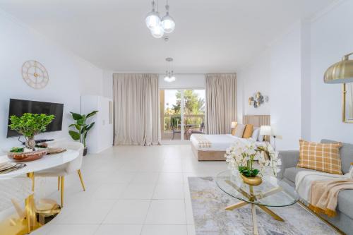 Jumeirah Village Triangle Apartment | Marcopolo - Spacious Huge Balcony, Park View, Pool