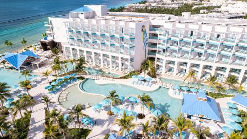 Puerto Morelos Resort | Margaritaville Island Reserve Riviera Maya - An Adults Only Karisma All-Inclusive Experience
