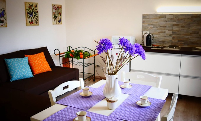 Frascati Apartment | Marilyn's House 2 - Independent Holiday Home (Short Rentals)