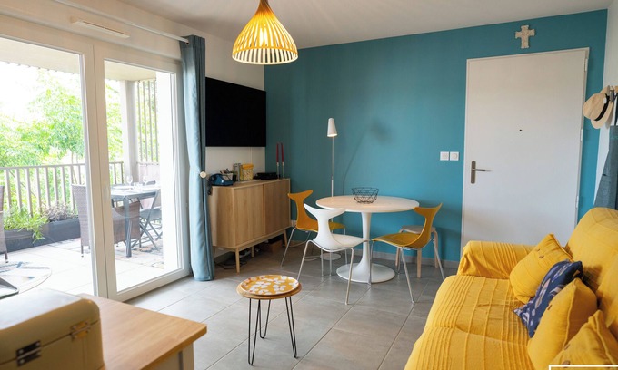 Vias Apartment | Marina Lodge - T2 climatisé avec WIFI et piscine