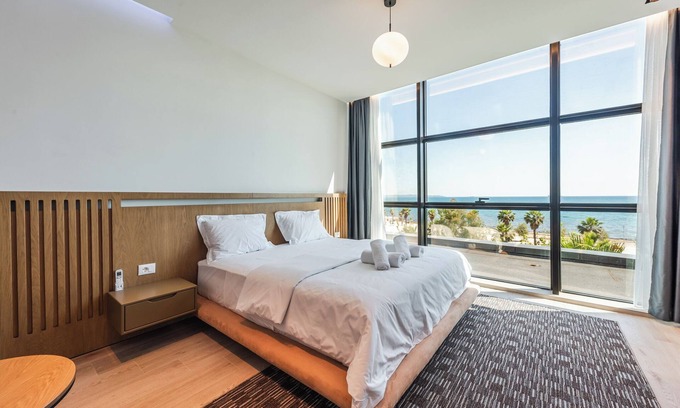 Durres Apartment | Marina Luxury Suites 102 by PS