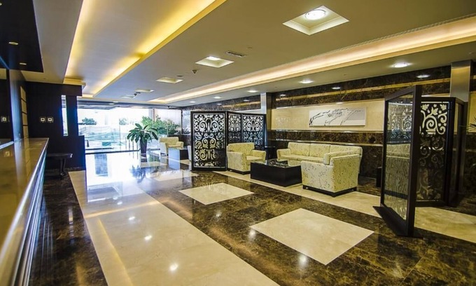 Dubai Apartment | Marina Marvel Room Elite Residences