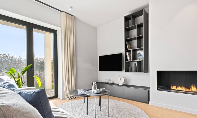 List Apartment | Marina Suite - Ethanol Fireplace, Washer-Dryer, Infrared Cabin, Quooker, Terrace