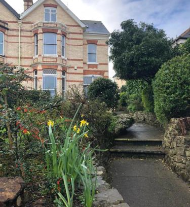 Westleigh Bed & Breakfast | Mariners House