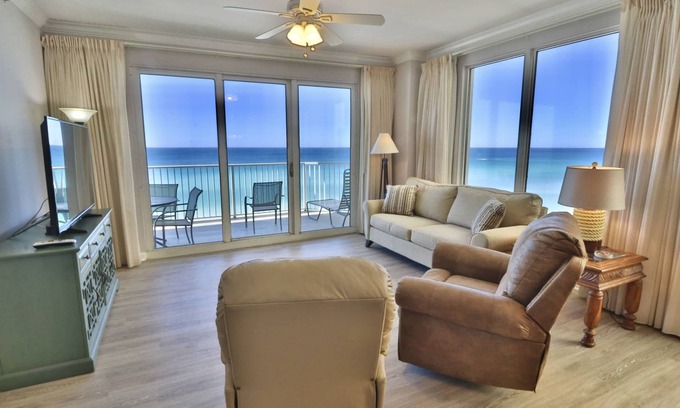 Long Beach Condo | Marisol 4 Br 3 Bath Sleeps 13*2 Sets of Beach Chairs included with rental