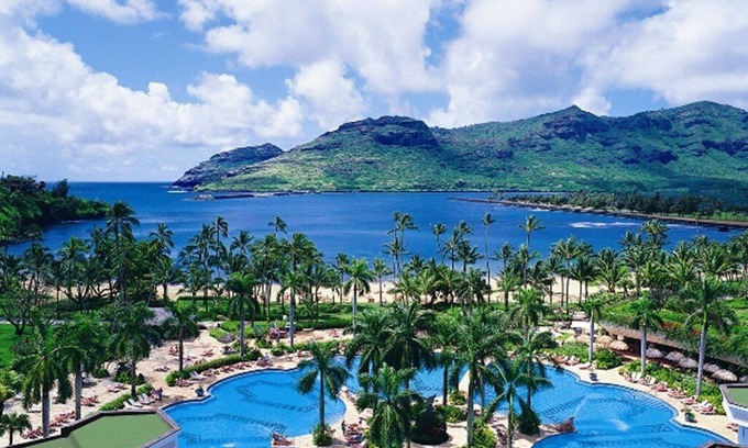 Lihue Resort | Marriott Kauai Beach Club Oceanfront Room, Guest portion of 1 bedroom!