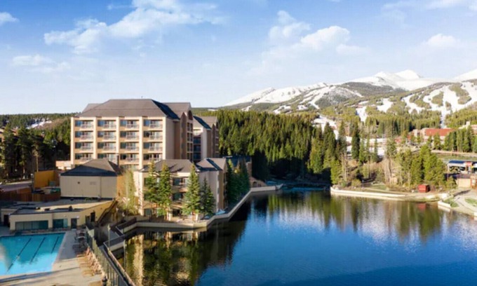 Peak 9 Villa | Marriott's Mountain Valley Lodge at Breckenridge (Studio)