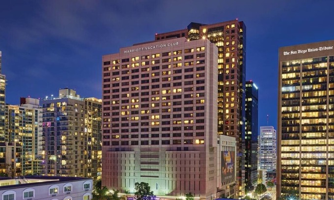 Civic Core Apartment | Marriott Vac Club, 1 BR SUITE, Kitchenette, Sleeps 4, 25min walk Conv. Ctr.