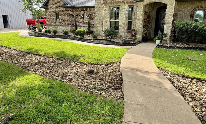 Post Oak Bend City House | Martin Star Ranch countryside
