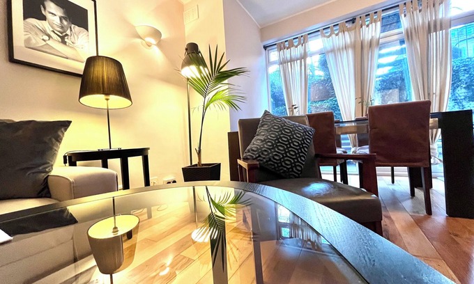 South Kensington Apartment | MARVELOUS APARTMENT WITH ACCES TO COMMUNAL GARDENS