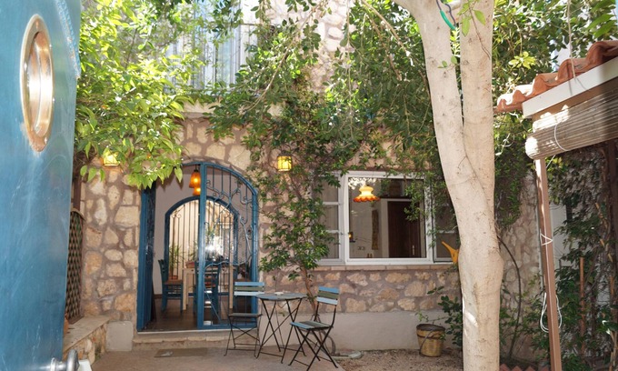 Aegina House | Marvelous Holiday House, for summer & winter, in the heart of Aegina Town