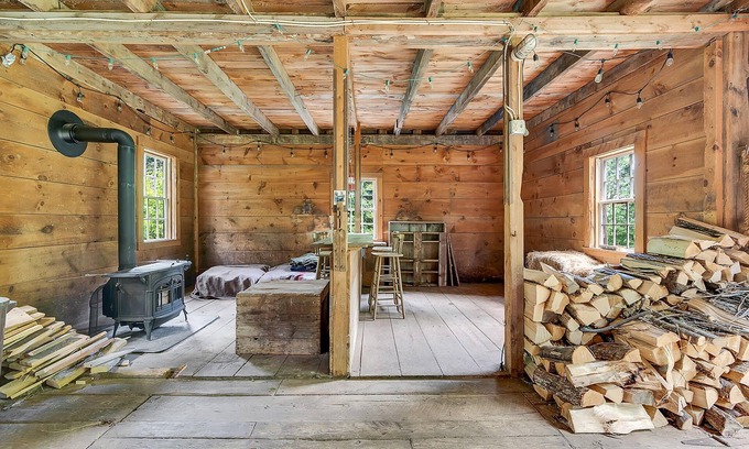 Limerick House | Marvelous oversized townhome and event space with its own pond and 95 acres.