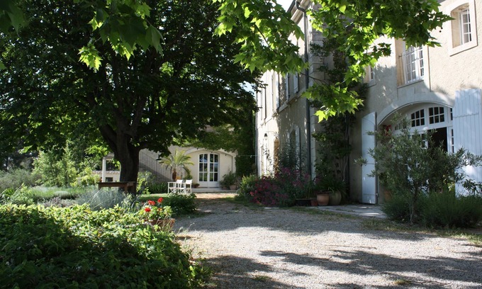 Visan House | Mas BONHEUR - paradise for 12 people with breathtaking view of Mont Ventoux