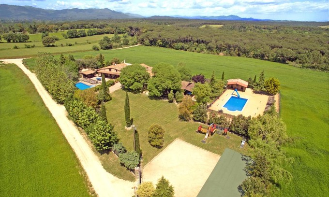 Riudarenes Villa | Mas ca l'estrada