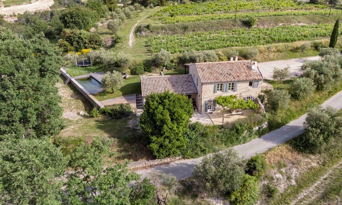 Nyons House | Mas provençal with natural swimming pool