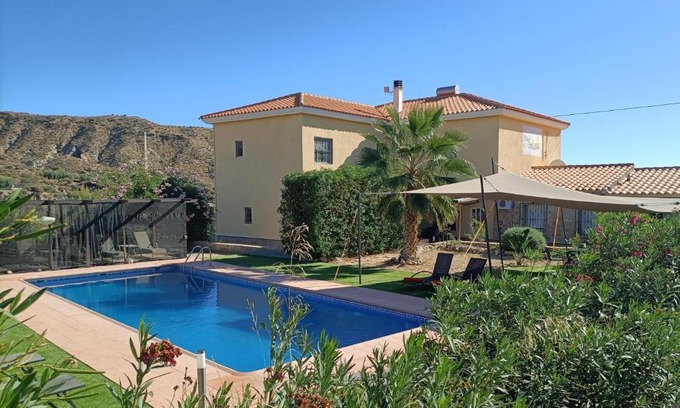 Huercal-Overa Bed & Breakfast | Mas Solana