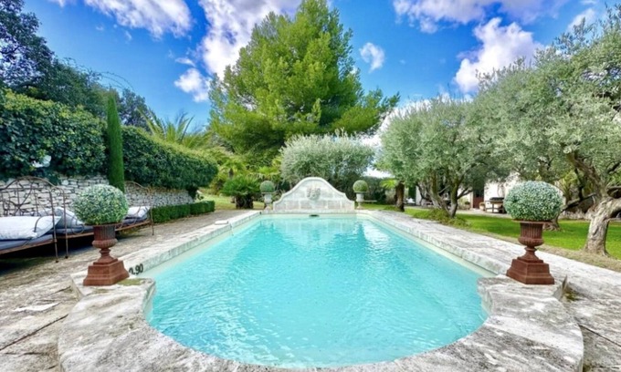 Cavaillon Other | Mas with character, quiet, in Luberon valley