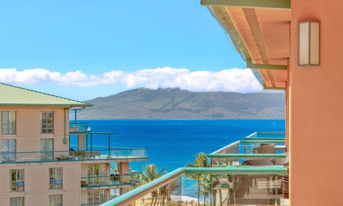 Honokowai Condo | Maui Resort Rentals: Honua Kai - 3 Total Bedrooms, Partial Ocean AND West Maui Mountain Views!