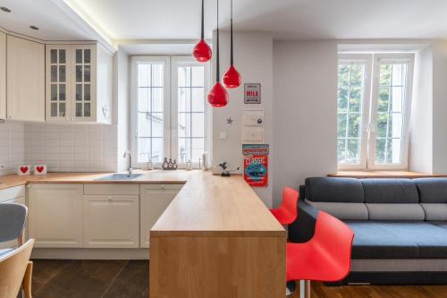 Old Town Apartment | Maya's Flats & Resorts 21 - Dluga St, Old Town Gdansk