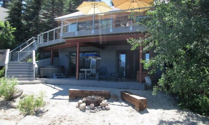 McCall Cabin | McCall Beach House, Private Dock, Hot Tub, All Season Rental