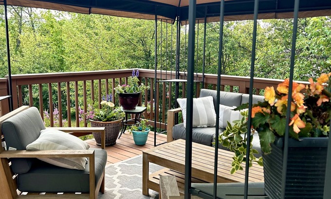 Lake Placid House | McKinley House: mountain views, fire pit, deck, walk to town & Mirror Lake